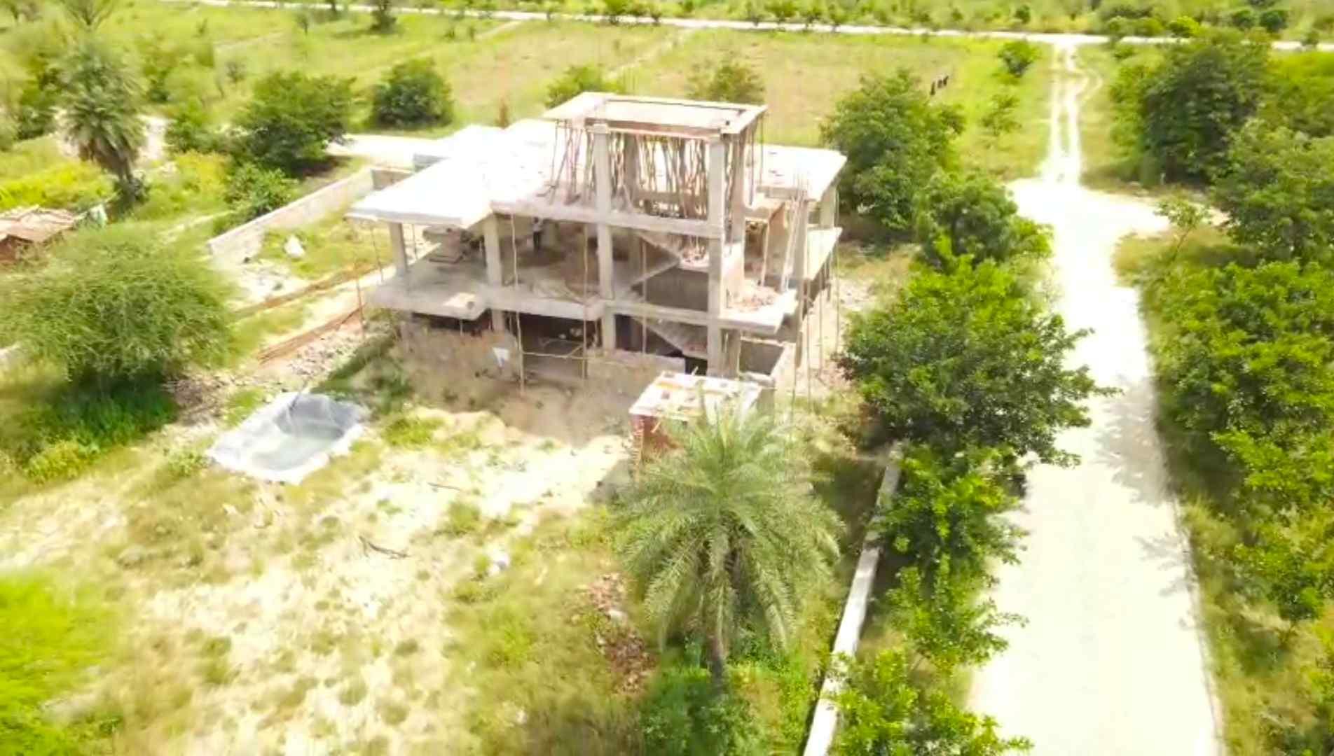 Pond Side Peace, Riverside Living “Gated Green Living for a Better Tomorrow Big size Farmhouse & plots"